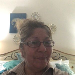 Meet your Posher, Sandra